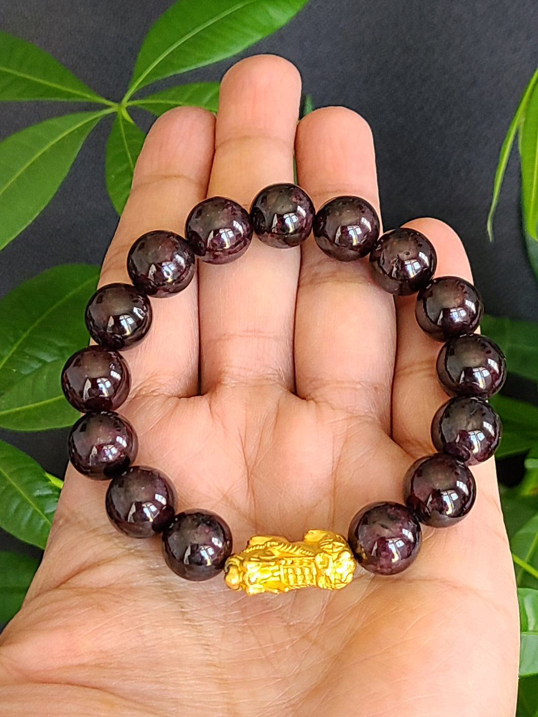 Vòng Đá Ngọc Hồng Lựu kết hợp tỳ hưu,11mm(Garnet)