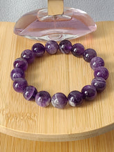 Load image into Gallery viewer, Vòng đá Thạch Anh Tím vân trắng (Amethyst), 12mm
