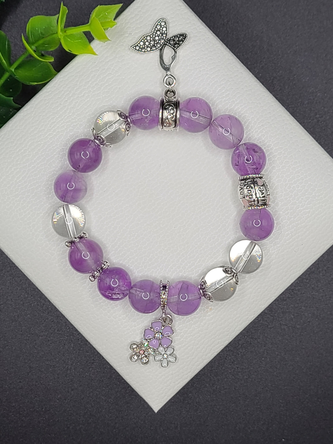 Vòng đá Thạch Anh Tím lavender phối charm, 10mm (Amethyst)