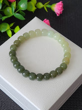 Load image into Gallery viewer, Vòng Đá Cẩm Thạch Hòa Điền ( Heitain Jade), 8*7mm
