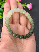 Load image into Gallery viewer, Vòng Đá Cẩm Thạch Hòa Điền ( Heitain Jade), 8*7mm
